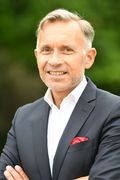 M Pascal HUON