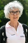 Mme Josiane DEROUET