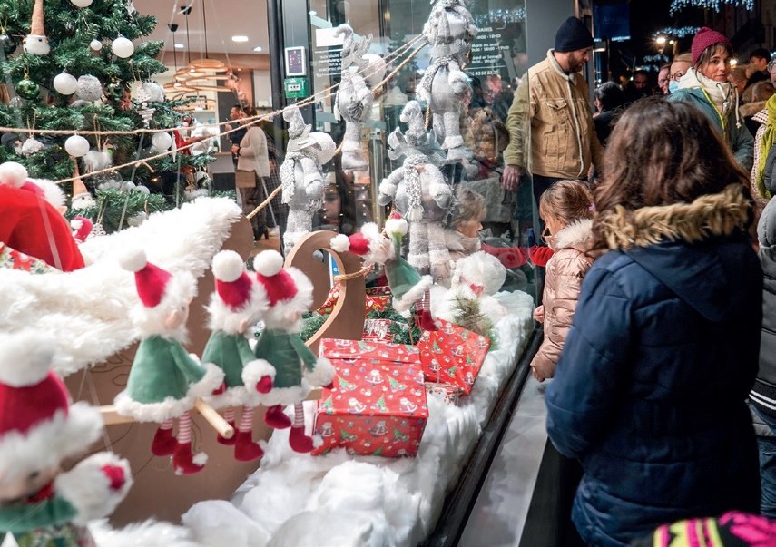 Service de décorations de Noël à Laval
