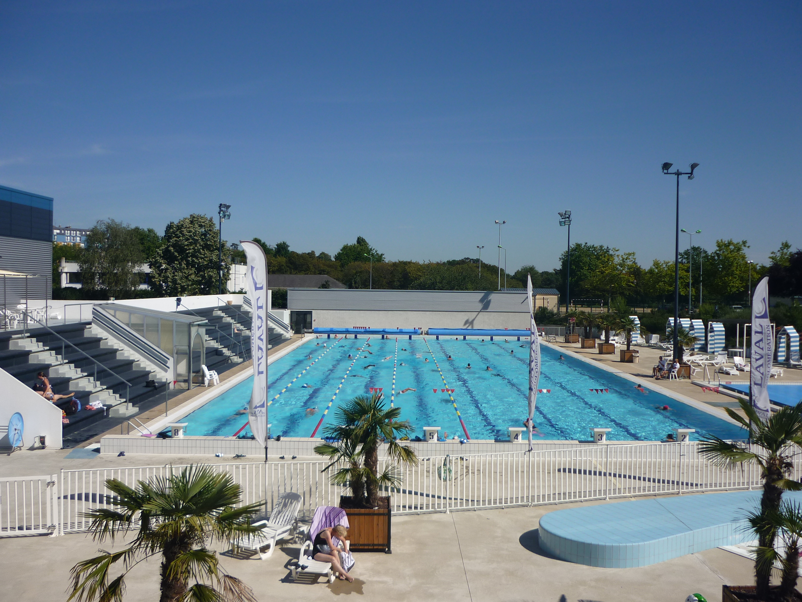 https://www.laval.fr/fileadmin/Phototheque_agglo/Sport/Piscine_St_Nicolas/Bassin_exterieur_02_septembre_2010_003.jpg