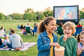 Cinéma de plein air à Avesnières