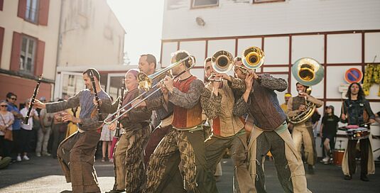 DIABLADAS, CORPS SOUFFLANTS