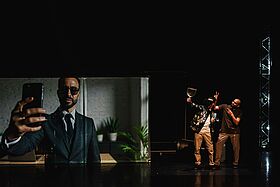 KARACTÈRE HIP HOP ACTE 1 « CLICKTATURE »
